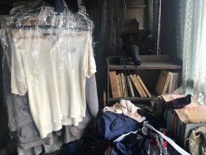 部屋片付前2